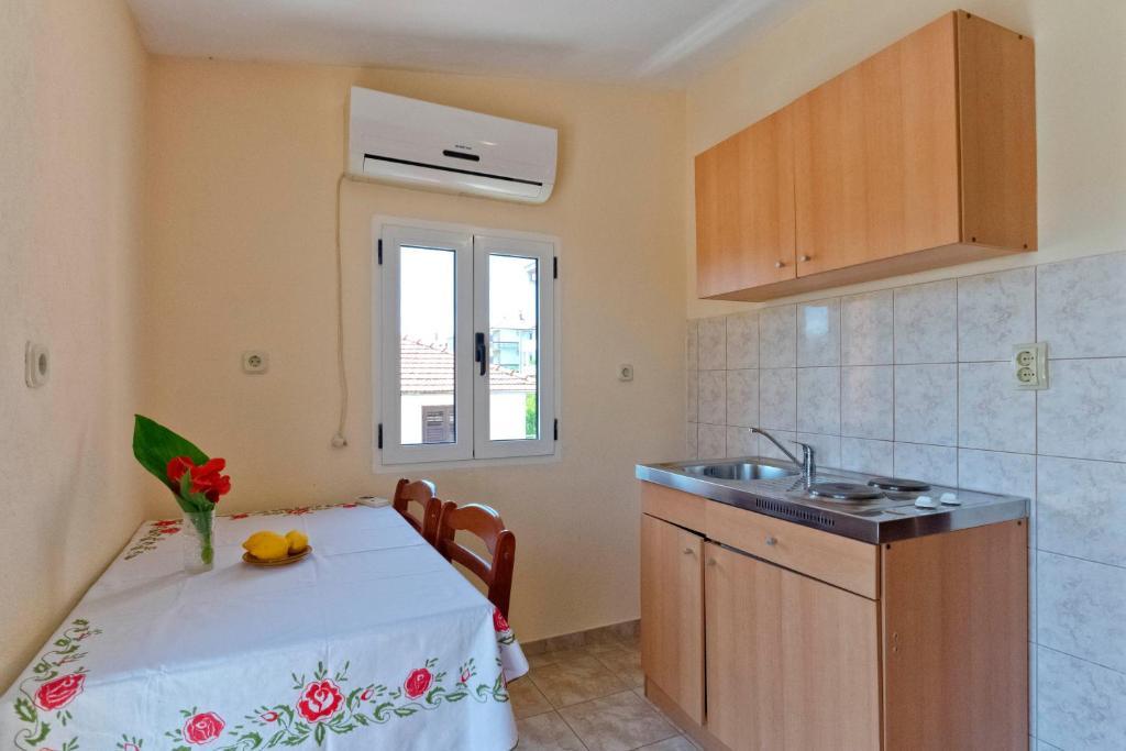 Apartments Jerkovic Старий Град Номер фото